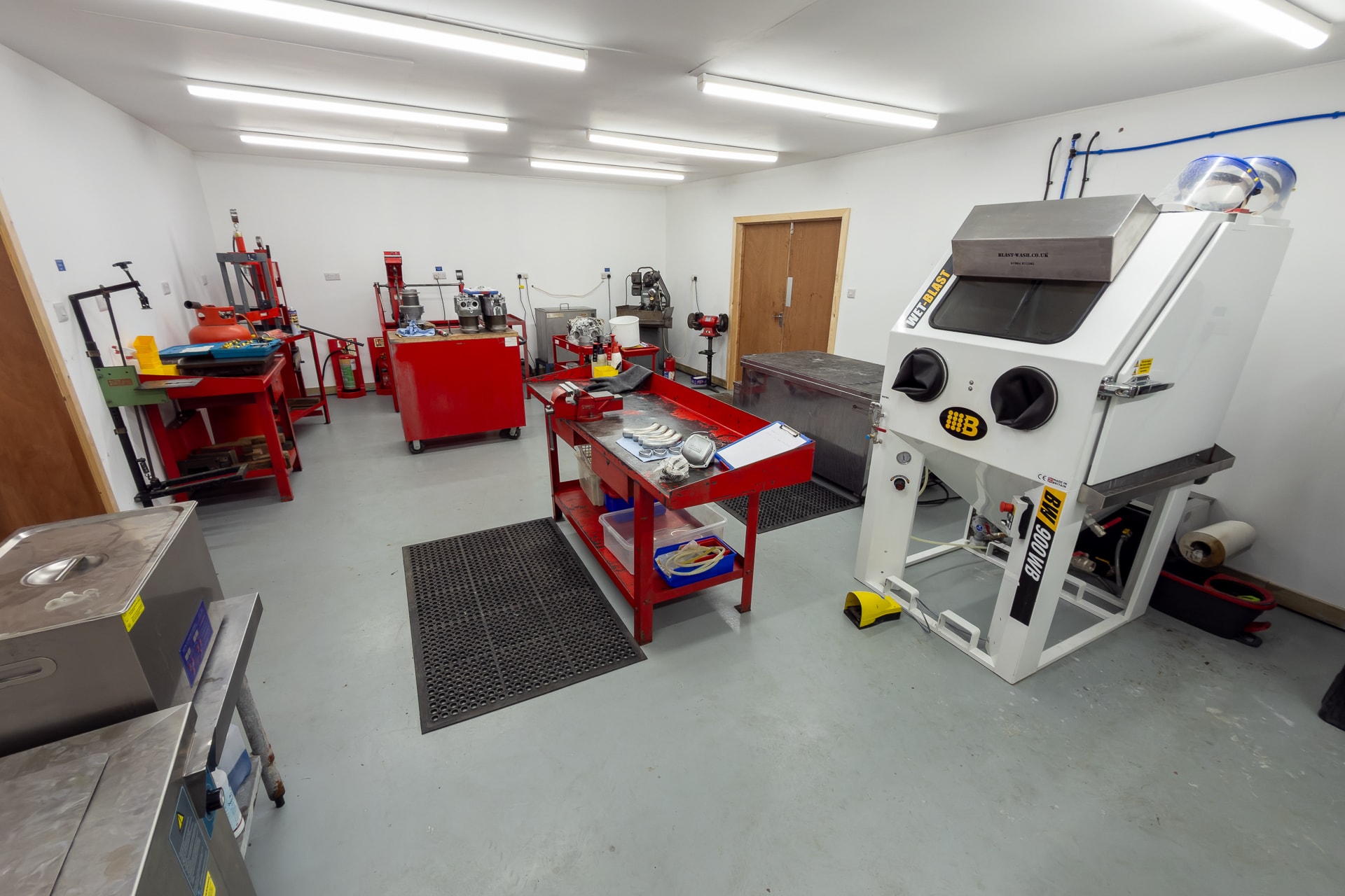 Inside the Aero Engines workshop